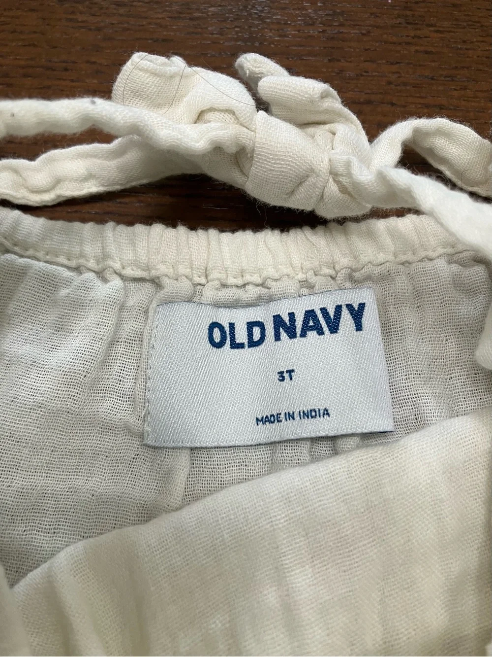 Old Navy Cream Gauze Flutter-Sleeve Top